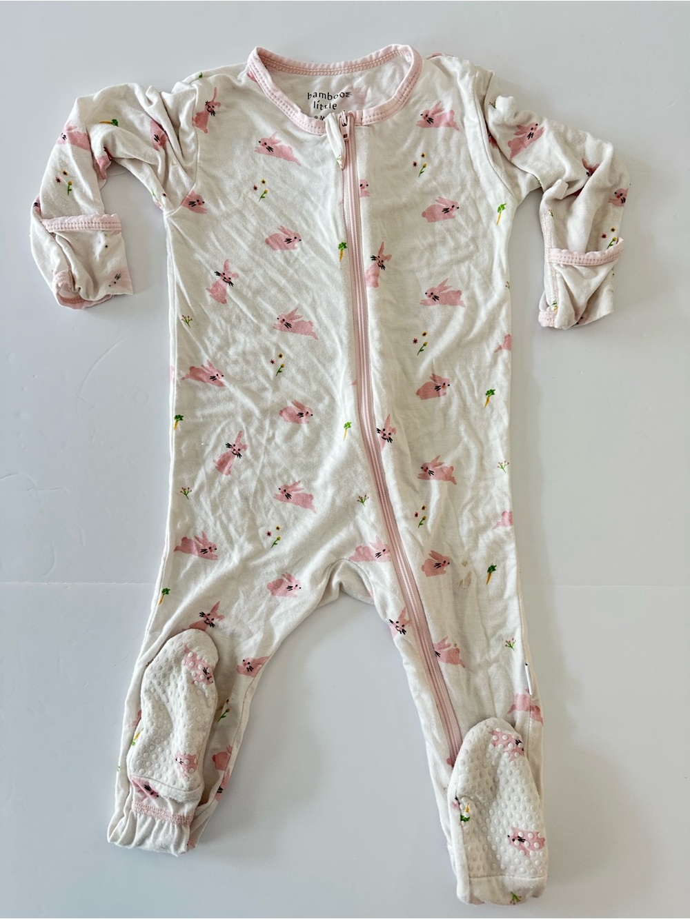 Bamboo Little Baby Girls Zippered Sleeper Soft Breathable Viscose Bunnies 6-9 Mo